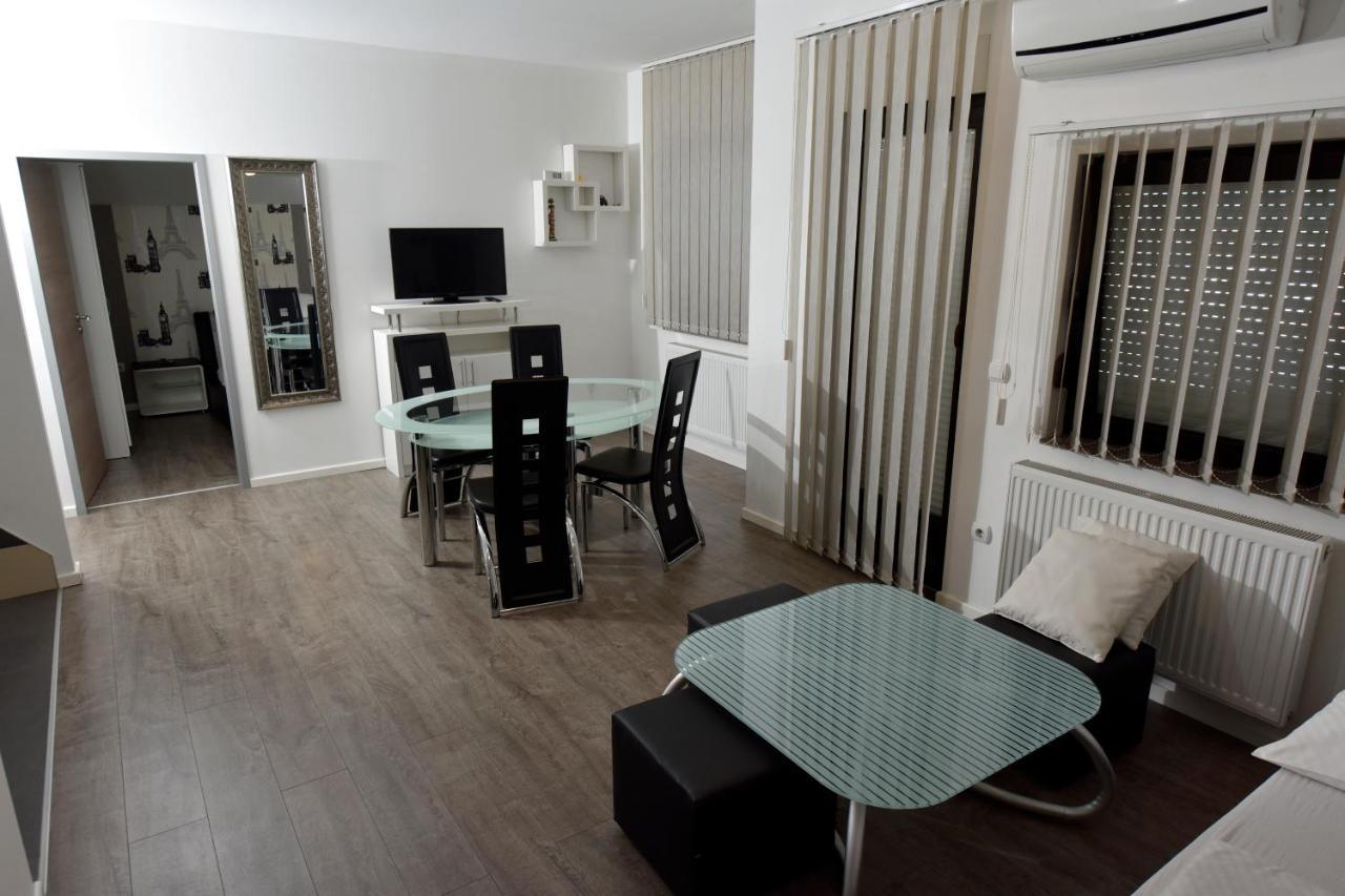Apartmani I Bungalovi Trojka Banja Luka Eksteriør bilde