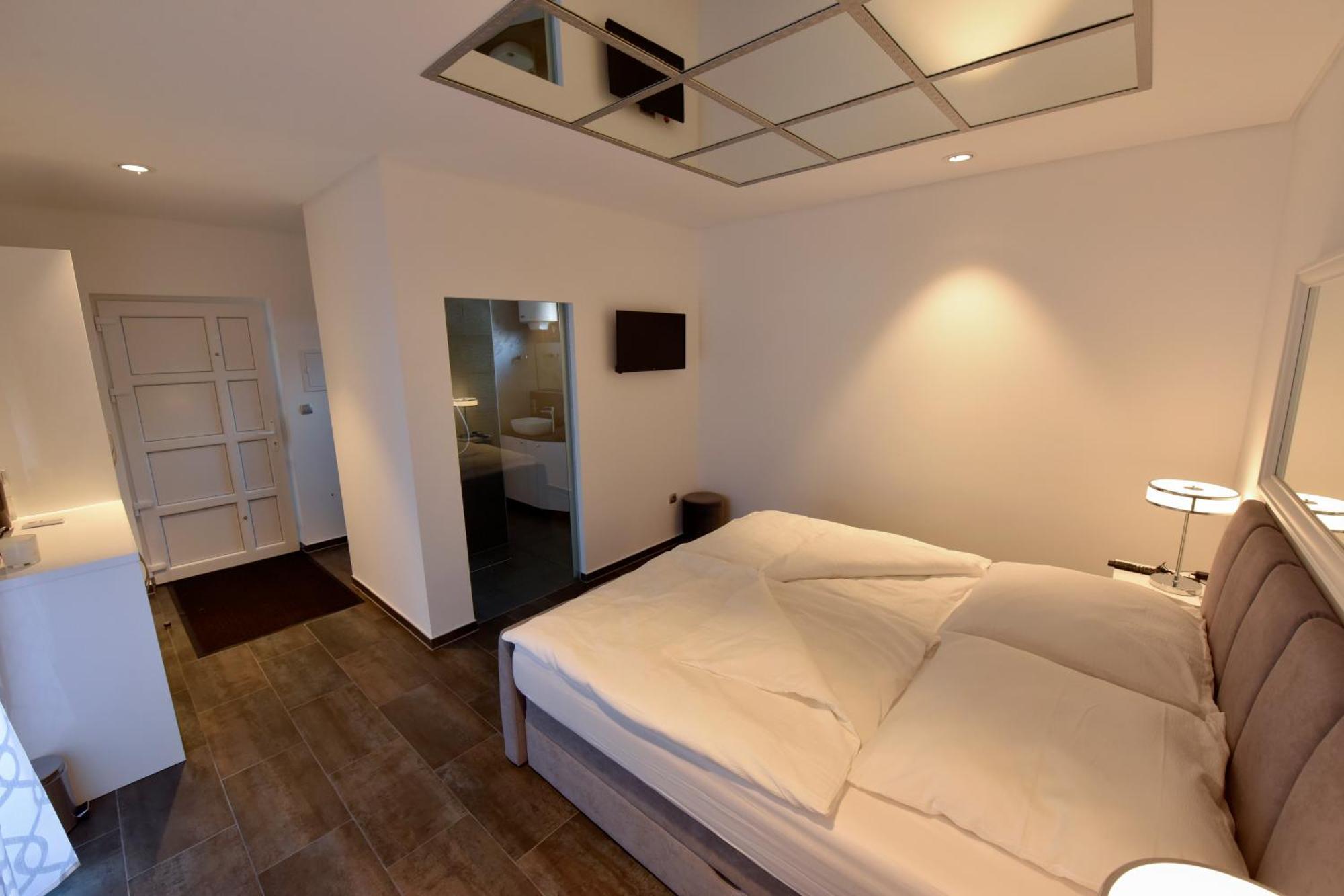 Apartmani I Bungalovi Trojka Banja Luka Rom bilde