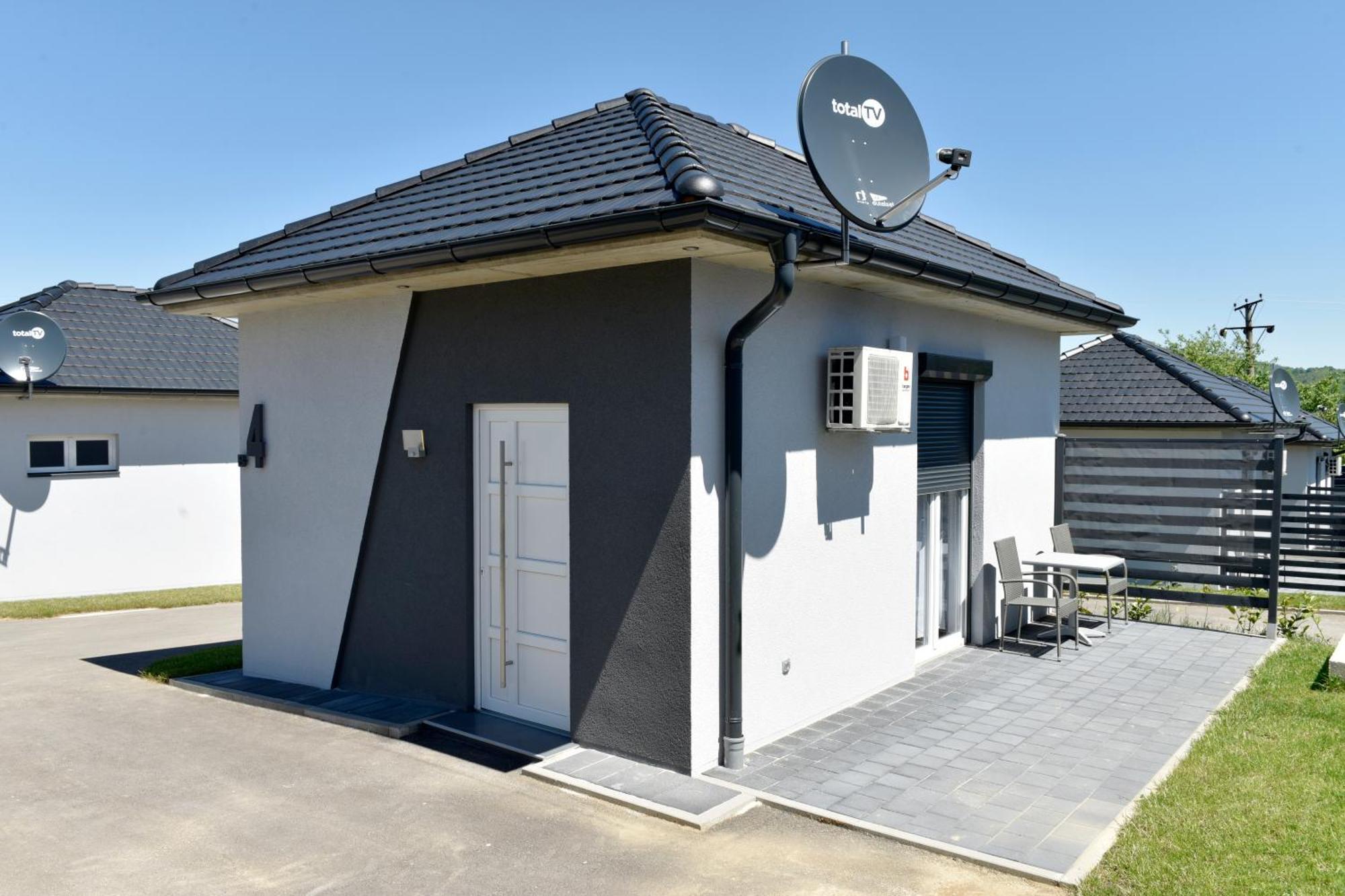 Apartmani I Bungalovi Trojka Banja Luka Rom bilde