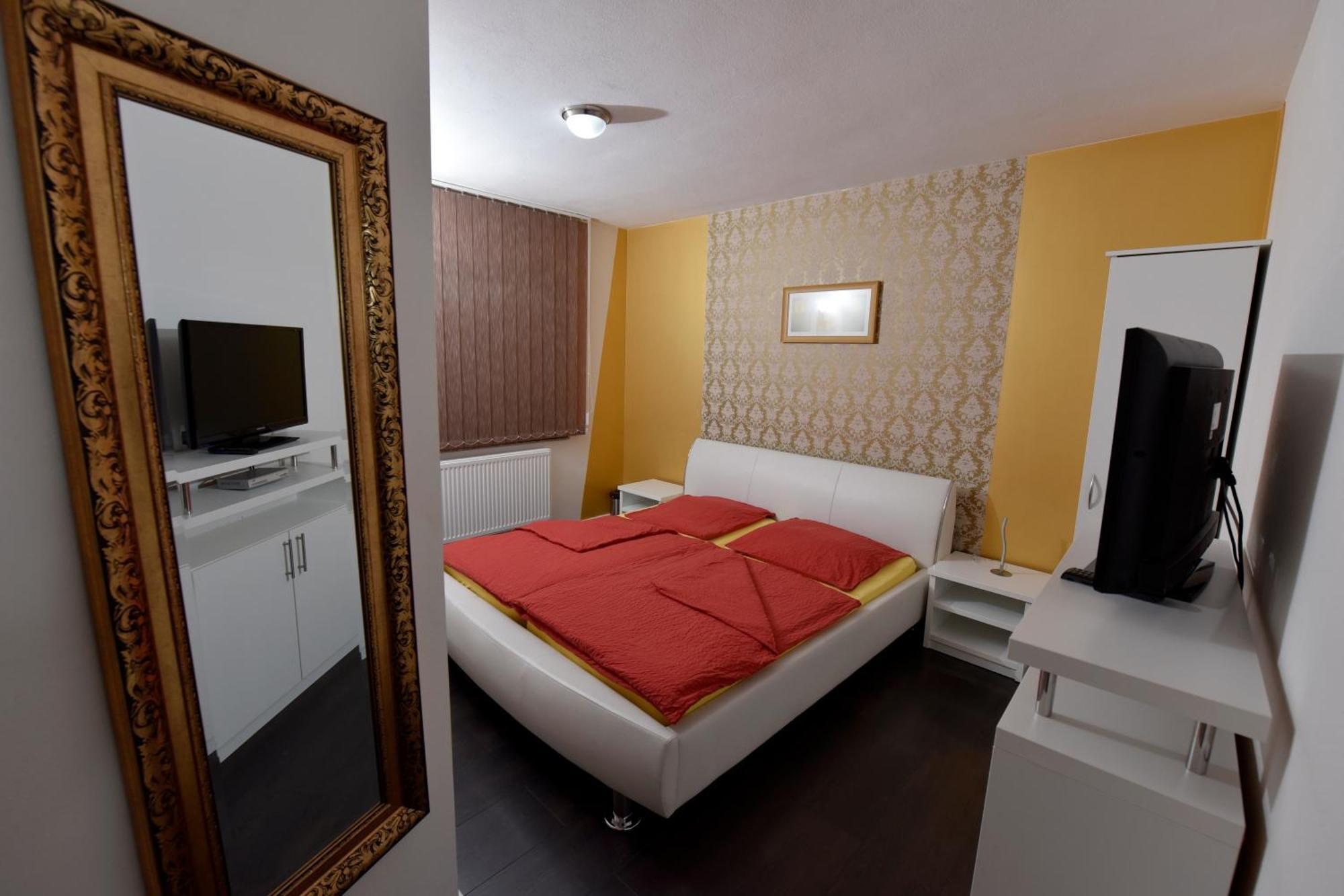 Apartmani I Bungalovi Trojka Banja Luka Rom bilde